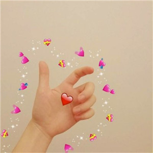 K1ssZz4EvEr